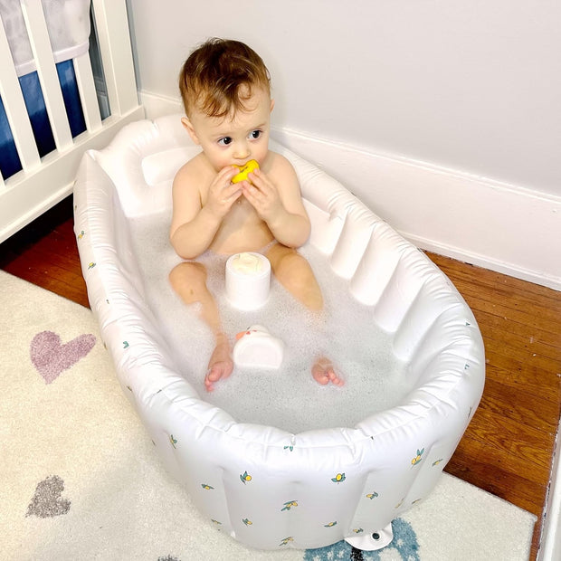 Inflatable Baby Bathtub with Built-in Air Pump – Portable Travel Bath Tub for Newborns to Toddlers, Anti-Slip Design, Back Support, Easy to Inflate & Fold for Storage